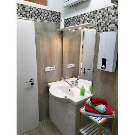 Oasis Comfortable Holiday